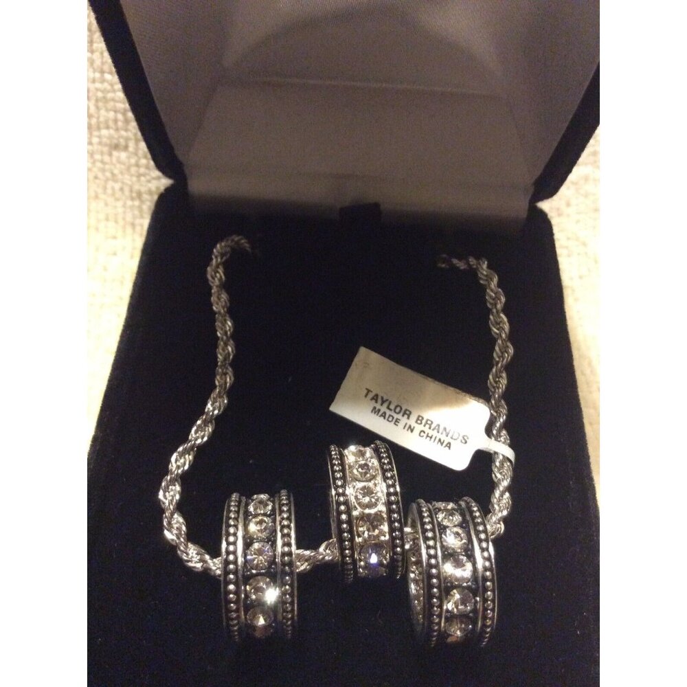 Taylor Brands Cubic Zirconia Triple Ring Clear Rhinestones Necklace  w/ Gift Box - Picture 4 of 5